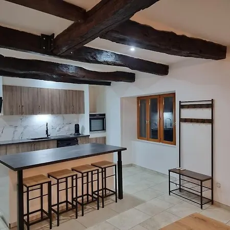 Enclos De La Rive 15 Pers Avec Piscine Chauffee Pampelonne