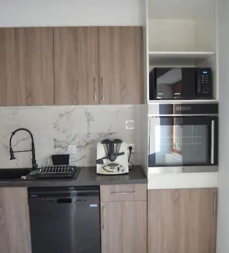 Сasa de vacaciones Enclos De La Rive 15 Pers Avec Piscine Chauffée *